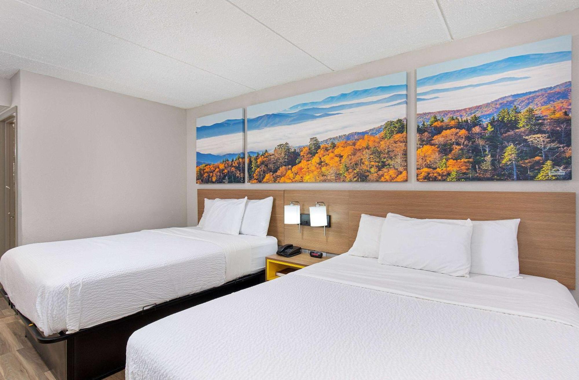 Days Inn By Wyndham Knoxville North Powell Exterior photo